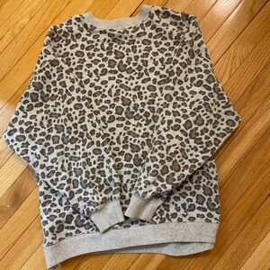 American Eagle Oversized trendy leaped print jumper crewneck